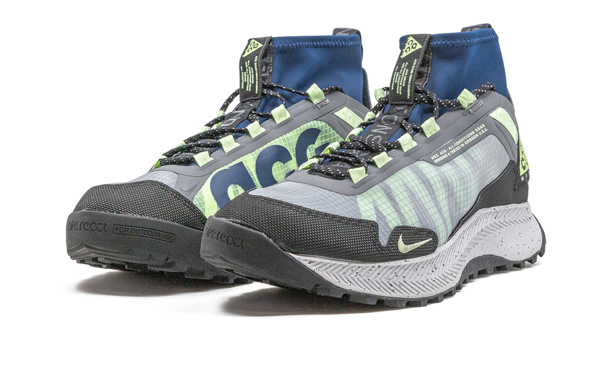 ACG ZOOM TERRA ZAHERRA "Barely Volt" CQ0076 001