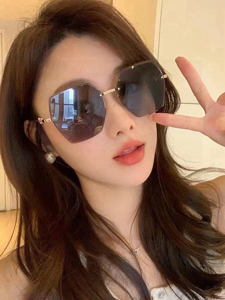SQUARE FRAME SUNGLASSES G120 IN METAL