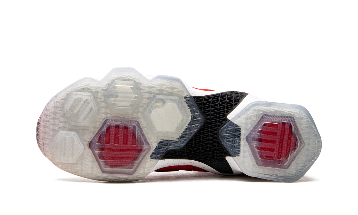 Lebron 13 "Away" 807219 610