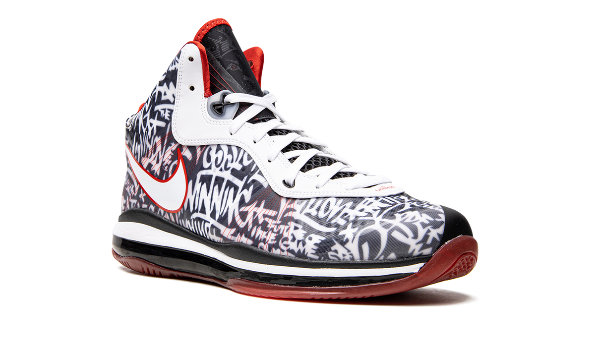 Lebron 8 QS "Graffiti" DD8306 001