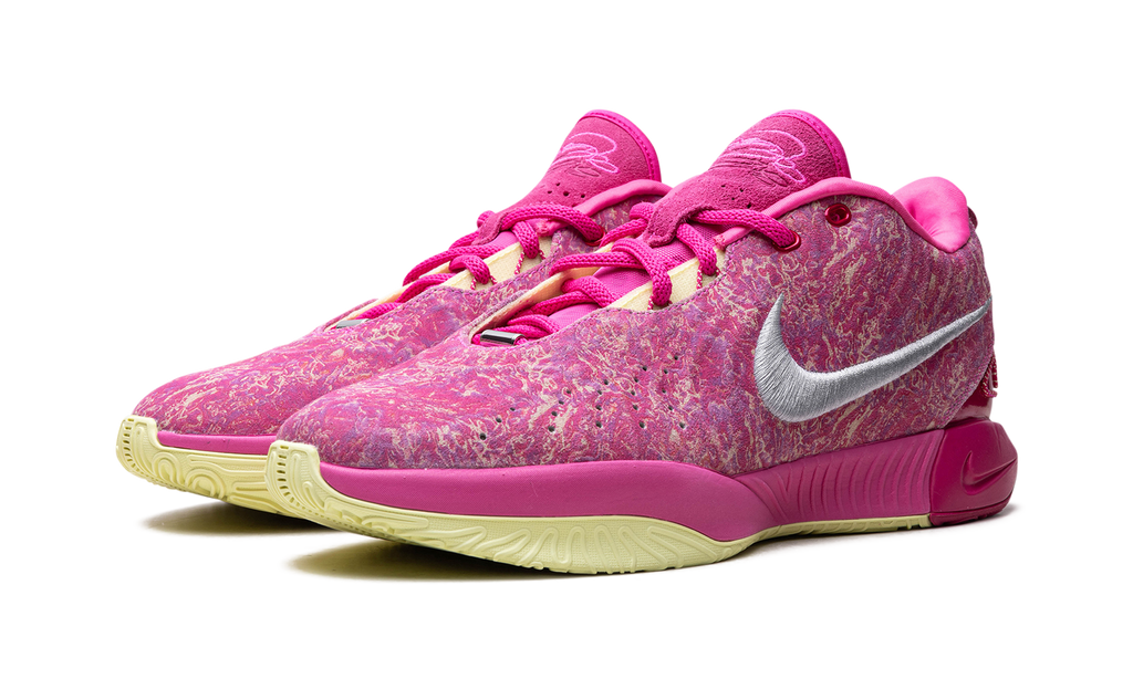 LeBron 21 "The World Is Your Oyster" HF0700 900