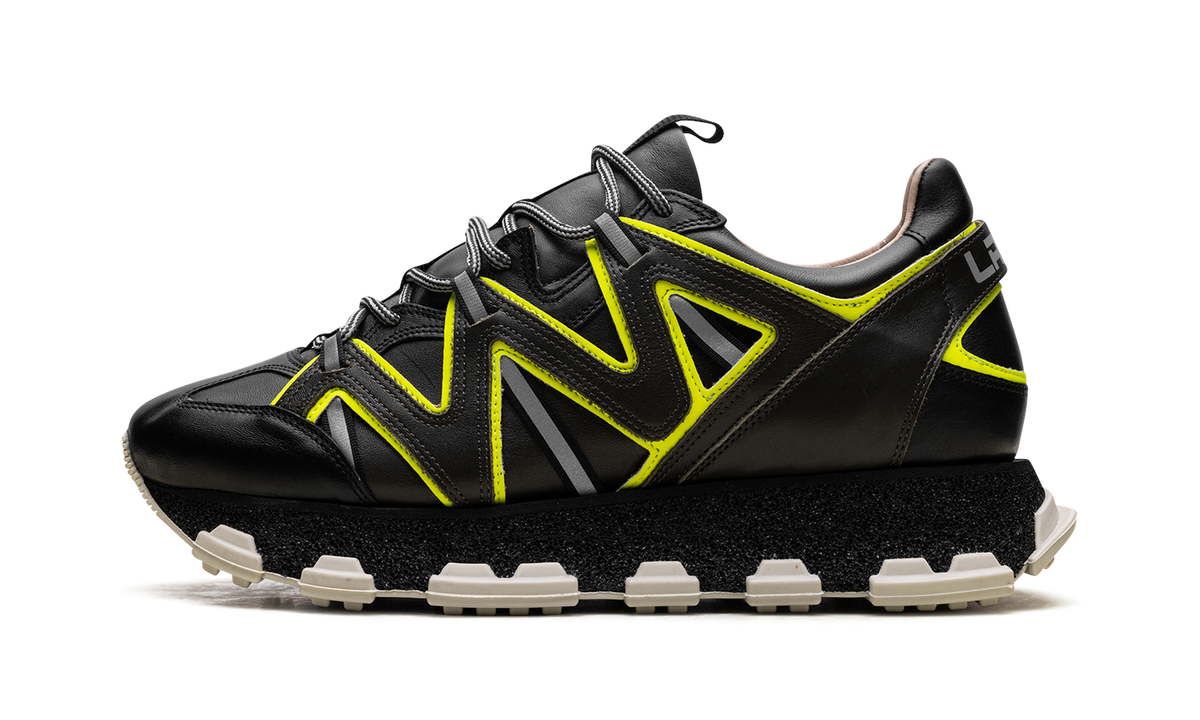 Lightning Leather Sneakers "Black" FM SKDECL MASP E19