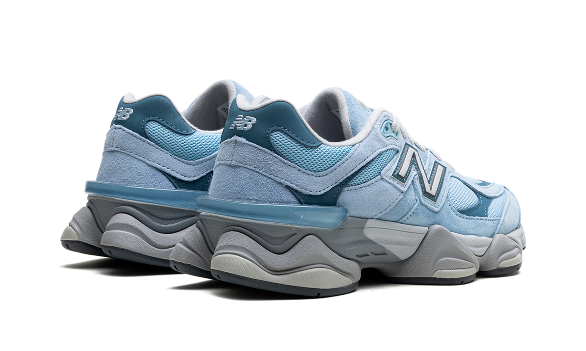 9060 "Chrome Blue" U9060EED