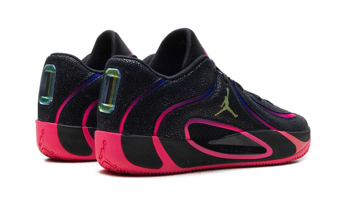 Air Jordan Tatum 4 "Black Hyper Pink" IR0073 003