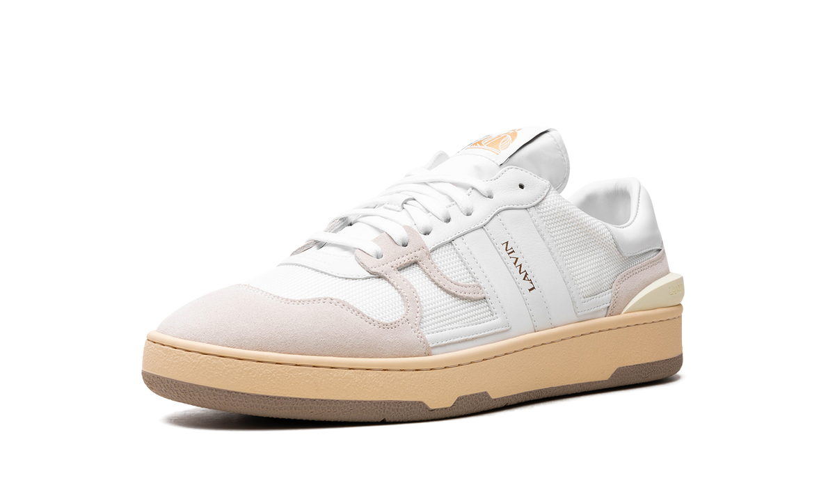 Leather Clay Low Top Sneakers "White/Beige" FM SKDK00 NASH A20 00
