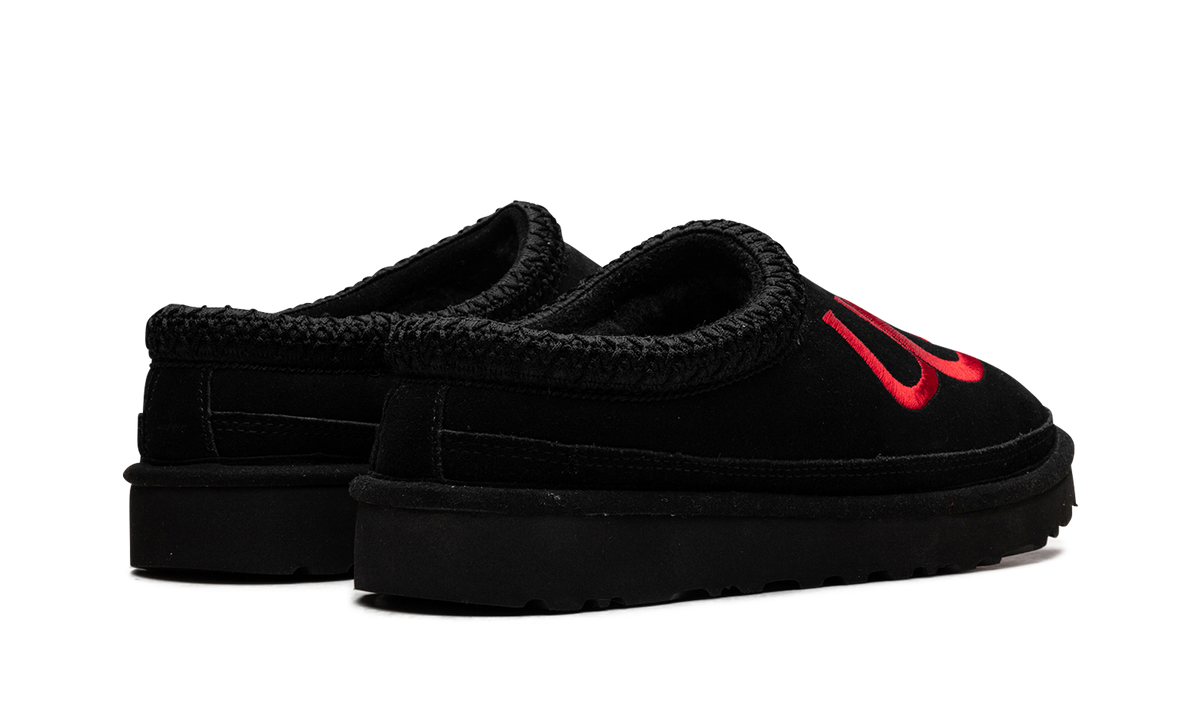 Tasman Logo Slipper "Black / Samba Red" 1112448 BSMR