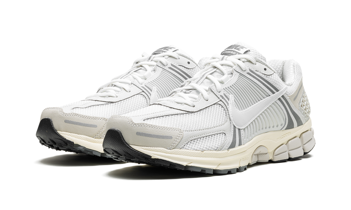 Zoom Vomero 5 "Platinum Tint" HF0731 007