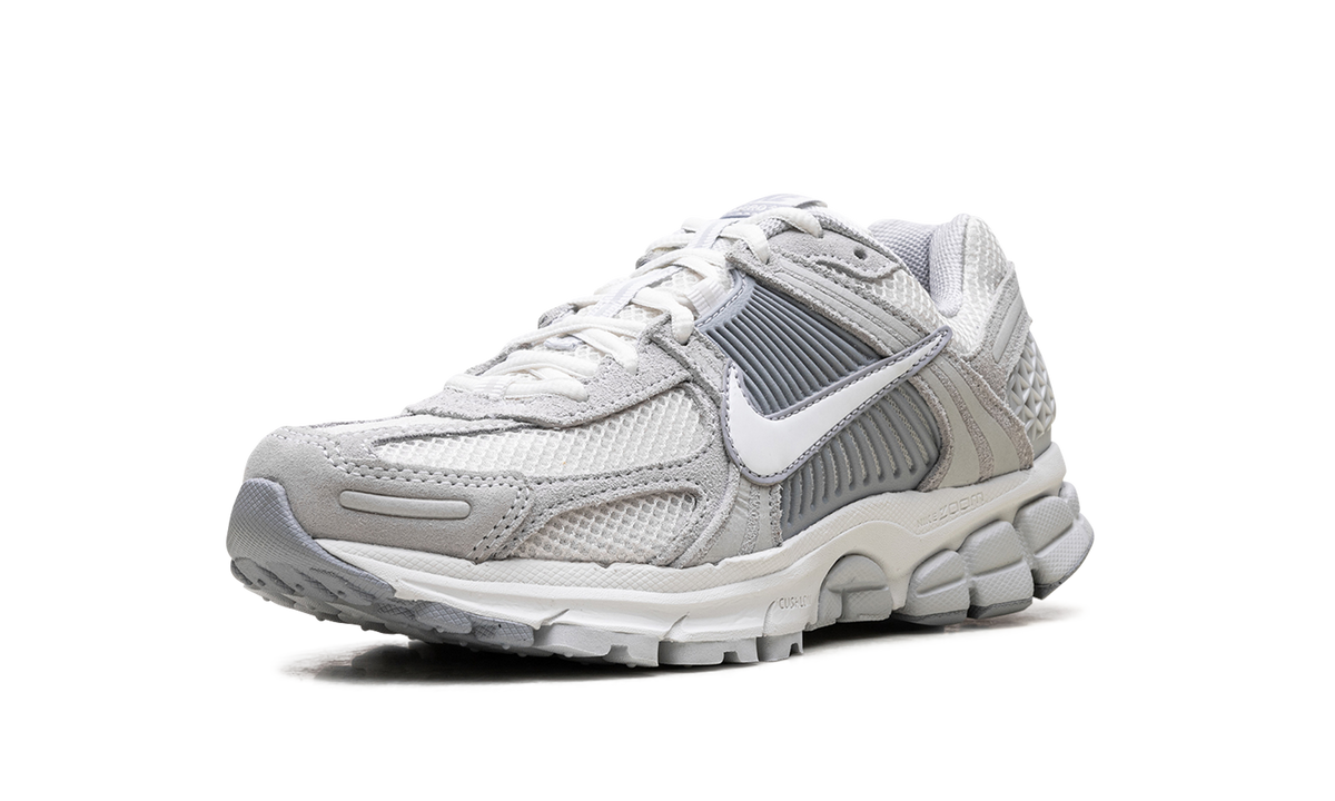 Zoom Vomero 5 WMNS "Pure Platinum" HQ0458 001