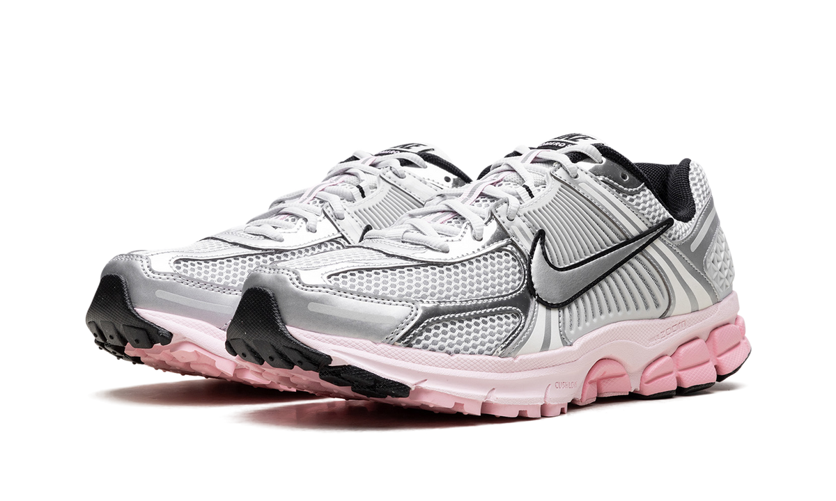 Zoom Vomero 5 "Pink" HF1877-001