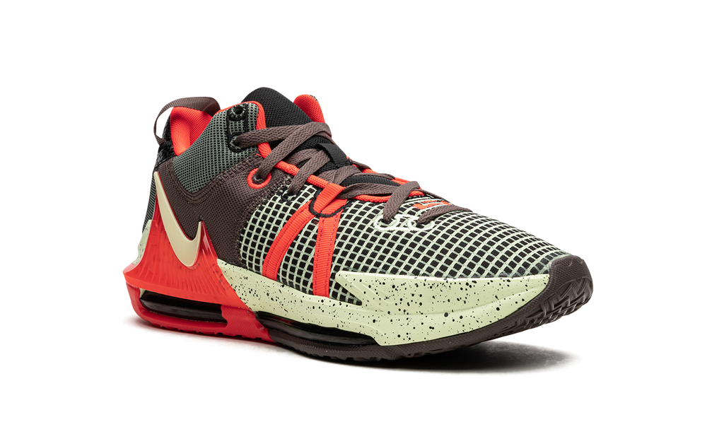 LeBron Witness VII "Alligator" DM1123 001