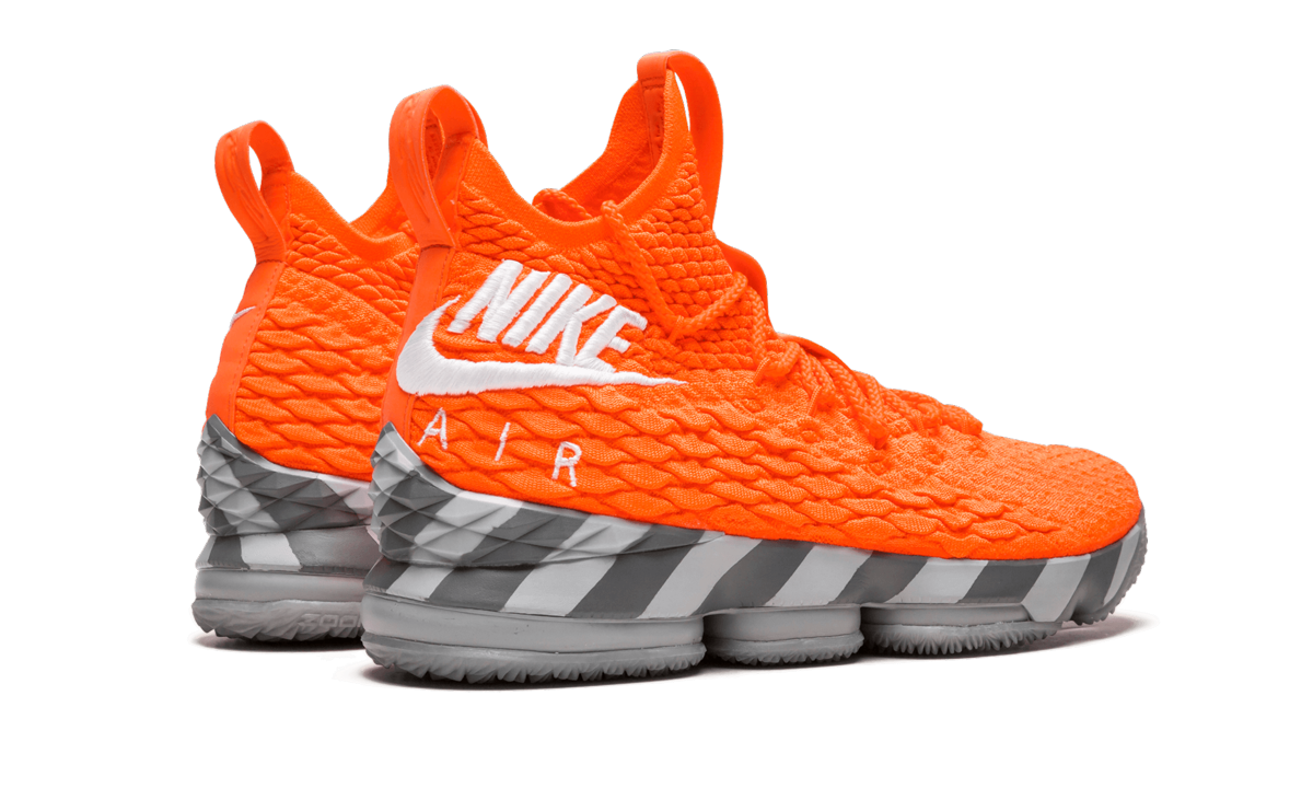 Lebron XV KS2A "Orange Box" AR5125 800