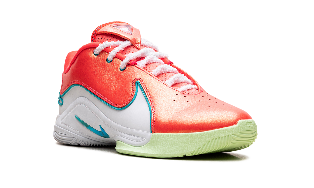LeBron 22 "Christmas" HV5147 600