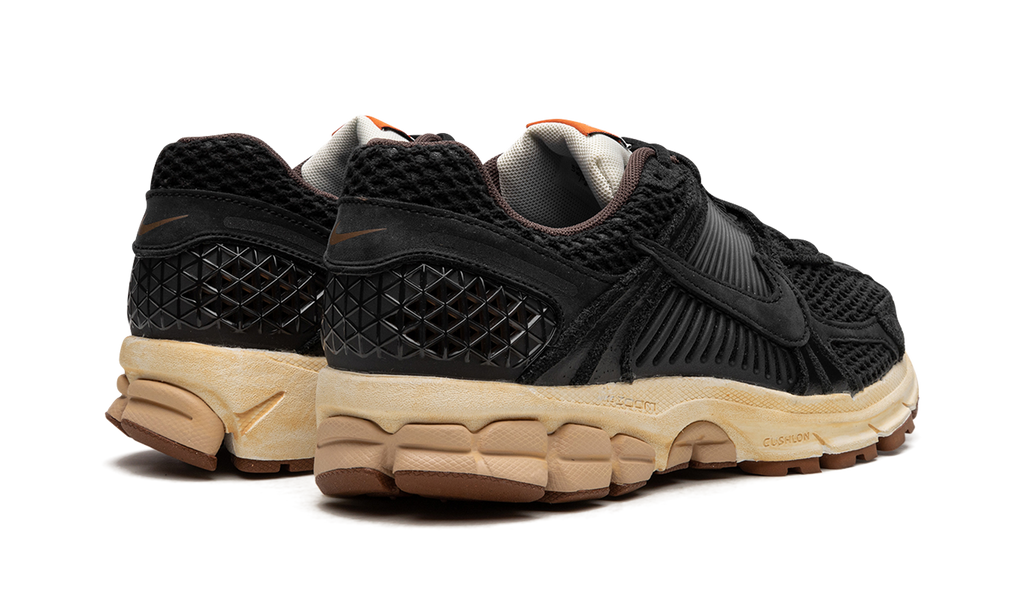 VOMERO 5 WMNS "Black / Sesame" FD0533 010