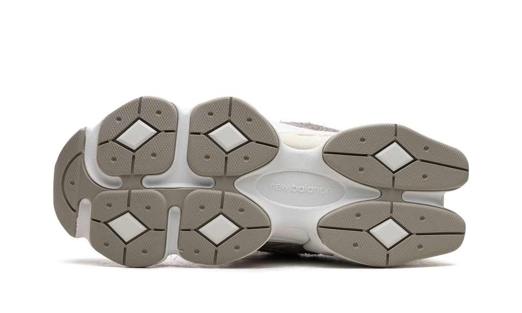 9060 "Grey / White" U9060YGA